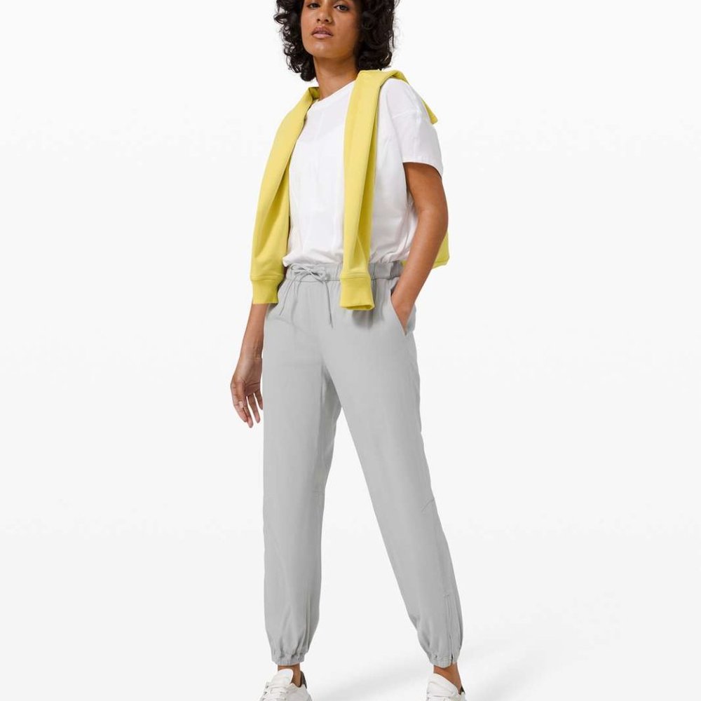 Essential Affinity Mid Rise Jogger - Silver Drop - Picture 2 of 13